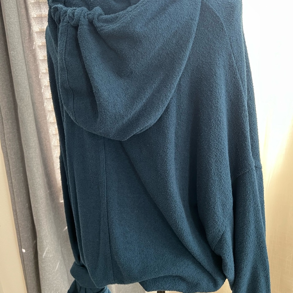 Free People Beach Women's Navy Blue oversized Henley sweatshirt pullover - Picture 11 of 12